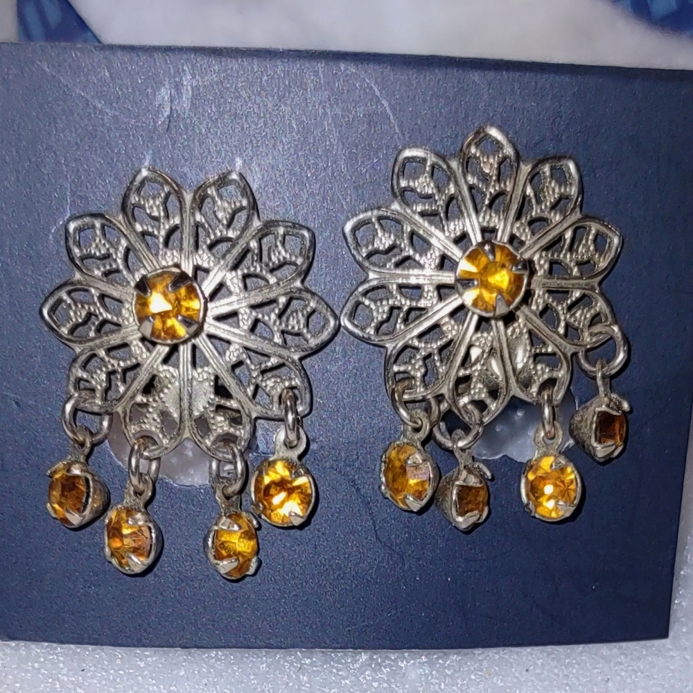 Vintage Gold Topaz Colored Amber Rhinestone Clip Earrings